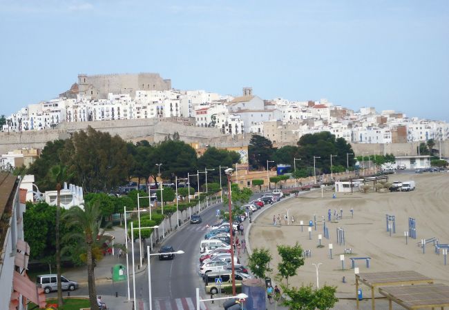 apartemento con terraza vista castillo y mar peñíscola