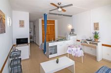 Studio in Alcoceber -  Estudio con WiFi y aire a 200 metros de la playa