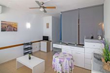 Studio in Alcoceber -  Estudio con WiFi y aire a 200 metros de la playa