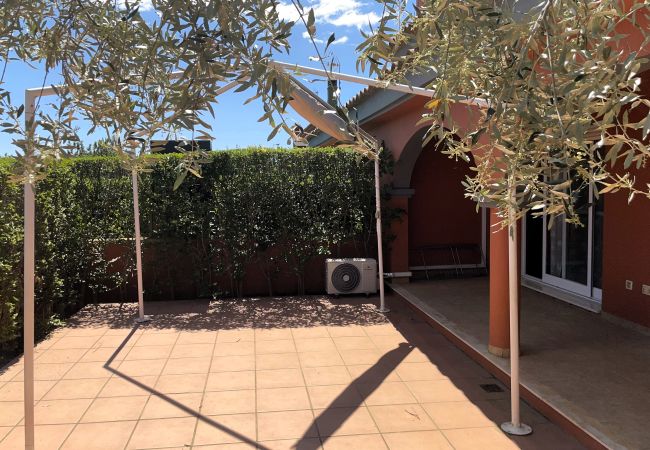 Villa in Peñiscola - Chalet Pareado Ciudad Jardin Villa in Peñiscola - Chalet Pareado Ciudad Jardin