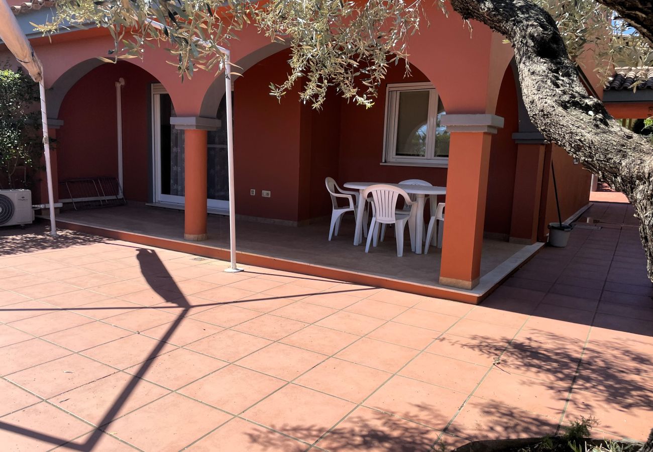Villa in Peñiscola - Chalet Pareado Ciudad Jardin Villa in Peñiscola - Chalet Pareado Ciudad Jardin
